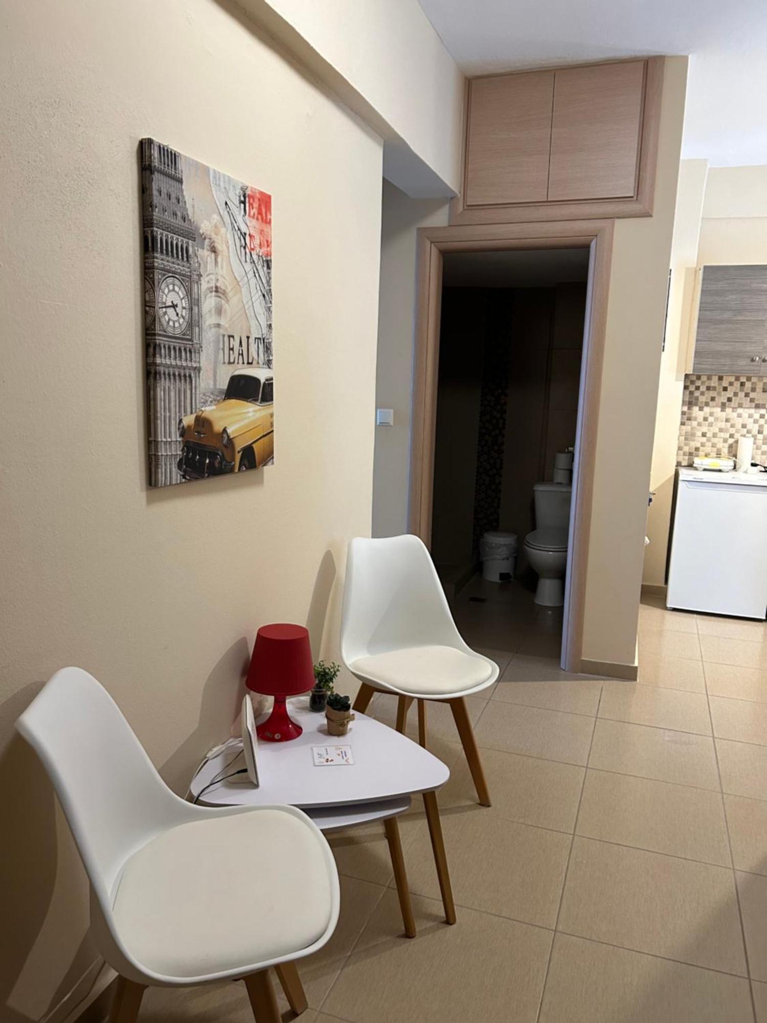 E & F Sea View Flat Apartman Néa Péramos Kültér fotó